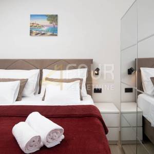 Istra, Pula - centar, 67.65m2, etaža - 2s+db, terasa, blizina Arene!