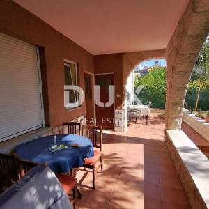 ISTRA, PULA - dva stana u centru grada 60m2