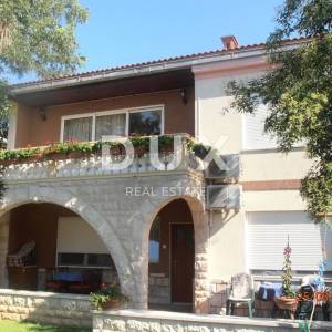 ISTRA, PULA - dva stana u centru grada 60m2