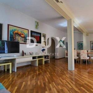 ISTRA, PULA - Dvoetažni stan u centru 155 m2