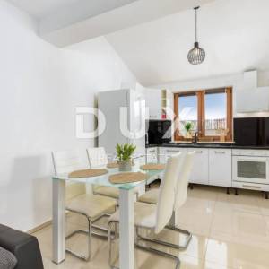 ISTRA, PULA - Dvosoban stan blizu centra, potpuno namješten, 50,44 m2