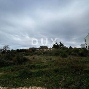 ISTRA, PULA - Građevinsko zemljište na ekskluzivnoj lokaciji! Mogućnost gradnje 16 stanova/ kuće/ hotela! 