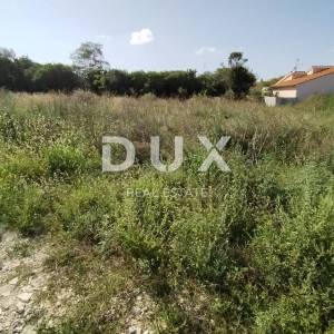 ISTRA, PULA - Građevinsko zemljište 614 m2!