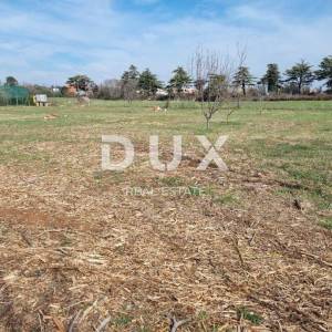 ISTRA, PULA - Građevinsko zemljište u Štinjanu 890 m2