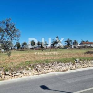 ISTRA, PULA - Građevinsko zemljište u Štinjanu 890 m2