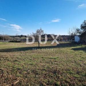 ISTRA, PULA - Građevinsko zemljište u Štinjanu 890 m2