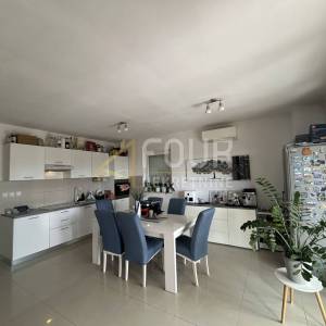 Istra, Pula, Ilirija, 98.49m2, dvoetažni stan, 2 terase