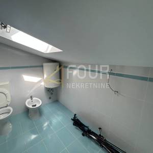 Istra, Pula, Ilirija, 98.49m2, dvoetažni stan, 2 terase