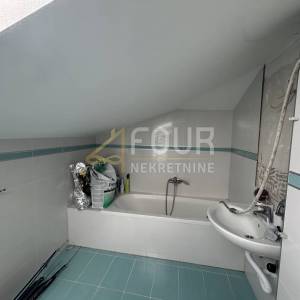 Istra, Pula, Ilirija, 98.49m2, dvoetažni stan, 2 terase