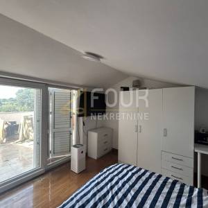 Istra, Pula, Ilirija, 98.49m2, dvoetažni stan, 2 terase