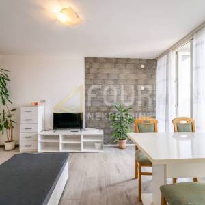 Istra, Pula - Kaštanjer, 2s+db, 50m2, balkon, garaža