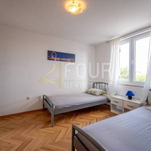 Istra, Pula - Kaštanjer, 2s+db, 50m2, balkon, garaža