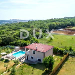 ISTRA, PULA - Kuća s bazenom i prostranom okućnicom