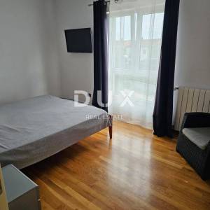ISTRA, PULA - Kuća sa dva stana i velikom garažom na mirnoj lokaciji!