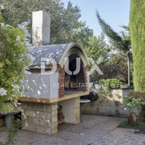 ISTRA, PULA Kuća u Štinjanu s pogledom na more - 600m od mora!