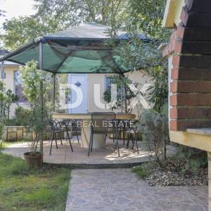 ISTRA, PULA Kuća u Štinjanu s pogledom na more - 600m od mora!