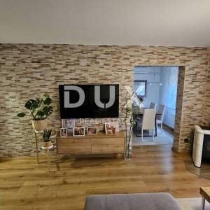 ISTRA, PULA - Kvalitetna obiteljska apartmanska kuća na atraktivnoj lokaciji