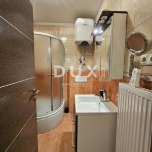 ISTRA, PULA - Kvalitetna obiteljska apartmanska kuća na atraktivnoj lokaciji