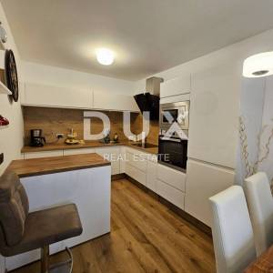 ISTRA, PULA - Kvalitetna obiteljska apartmanska kuća na atraktivnoj lokaciji