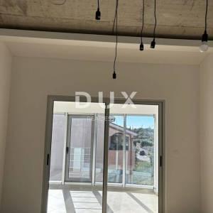 ISTRA, PULA Lijepi stan s puno svijetlosti s liftom!