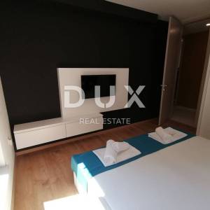 ISTRA, PULA - Luksuzni stan od 200 m2 prvi red do mora!