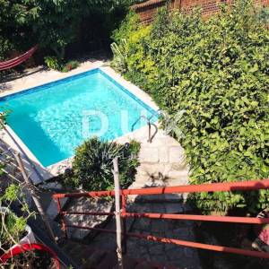 ISTRA, PULA - Moderan stan sa privatnim bazenom 250m od plaže