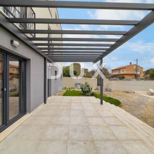 ISTRA, PULA - Moderna obiteljska vila, smještena na vrhunskoj lokaciji u blizini plaža i grada