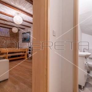 Istra, Pula - Nova Veruda, kuća sa tri apartmana na odličnoj lokaciji blizu mora