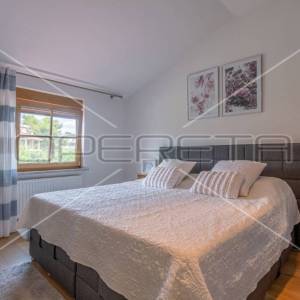 Istra, Pula - Nova Veruda, kuća sa tri apartmana na odličnoj lokaciji blizu mora