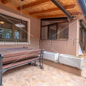 Istra, Pula - Nova Veruda, kuća sa tri apartmana na odličnoj lokaciji blizu mora
