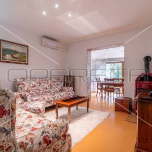 Istra, Pula - Nova Veruda, kuća sa tri apartmana na odličnoj lokaciji blizu mora