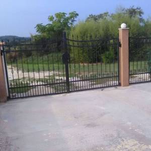 ISTRA, PULA - Obiteljka kuća na mirnoj lokaciji Pule 