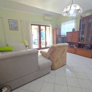 ISTRA, PULA - Obiteljska kuća + apartman nadomak centra grada