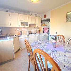 ISTRA, PULA - Obiteljska kuća + apartman nadomak centra grada