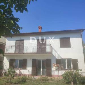 ISTRA, PULA Obiteljska kuća + građevinsko zemljište 434 m2!!!