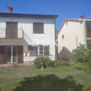 ISTRA, PULA Obiteljska kuća + građevinsko zemljište 434 m2!!!