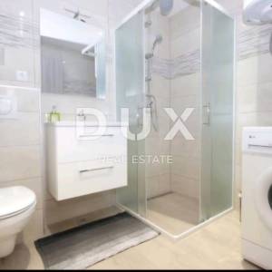 ISTRA, PULA - Obiteljski stan s vrtom u centru + dodatni studio apartman! RIJETKO DOSUTPNA LOKACIJA!