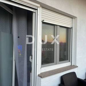 ISTRA, PULA - Obiteljski stan s vrtom u centru + dodatni studio apartman! RIJETKO DOSUTPNA LOKACIJA!