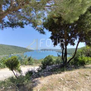 Istra, Pula - okolica, poljoprivredno zemljište 2.595m2
