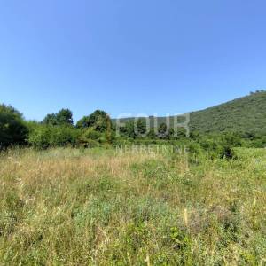 Istra, Pula - okolica, poljoprivredno zemljište, 2.440m2