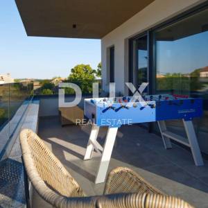 ISTRA, PULA (okolica) - Prekrasna nova uređena vila u neposrednoj blizini grada!