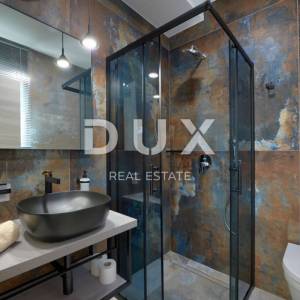 ISTRA, PULA (okolica) - Prekrasna nova uređena vila u neposrednoj blizini grada!