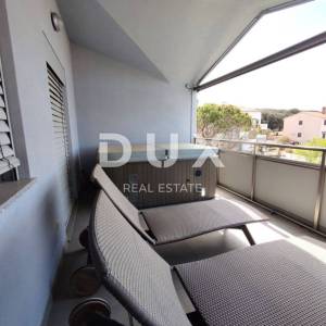 ISTRA, PULA - Penthouse 120 m2, pogled na more, jacuzzi, vrt, parking, namješteno