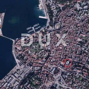 ISTRA, PULA - Poslovni prostor u centru grada!