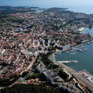 ISTRA, PULA - Poslovni prostor u centru grada