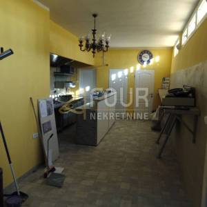 Istra, Pula, poslovni prostor, caffe bar + fast food