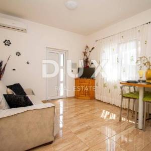 ISTRA, PULA Prekrasna apartmanska kuća! 