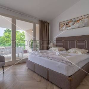 Istra, Pula: prekrasna austrougarska kuća, 350m2, širi centar
