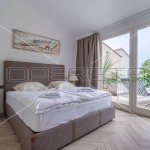 Istra, Pula: prekrasna austrougarska kuća, 350m2, širi centar