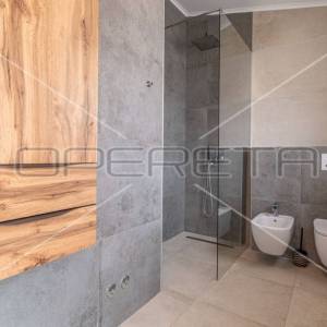 Istra, Pula: prekrasna austrougarska kuća, 350m2, širi centar